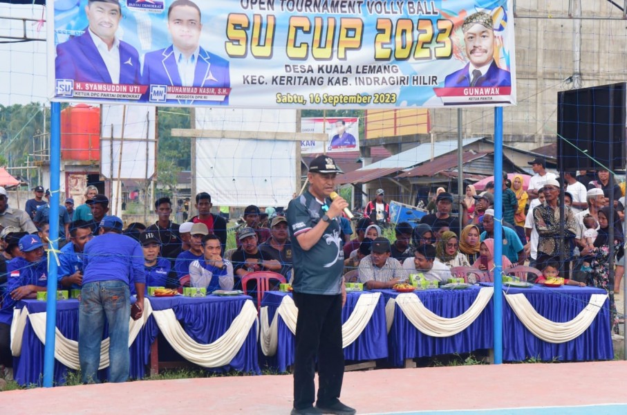Wabup H Syamsuddin Uti Tutup Turnament Bola Volly Putri SU CUP Se-Kecamatan Keritang