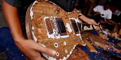 Alat Musik Asal Indonesia Laku Keras di California