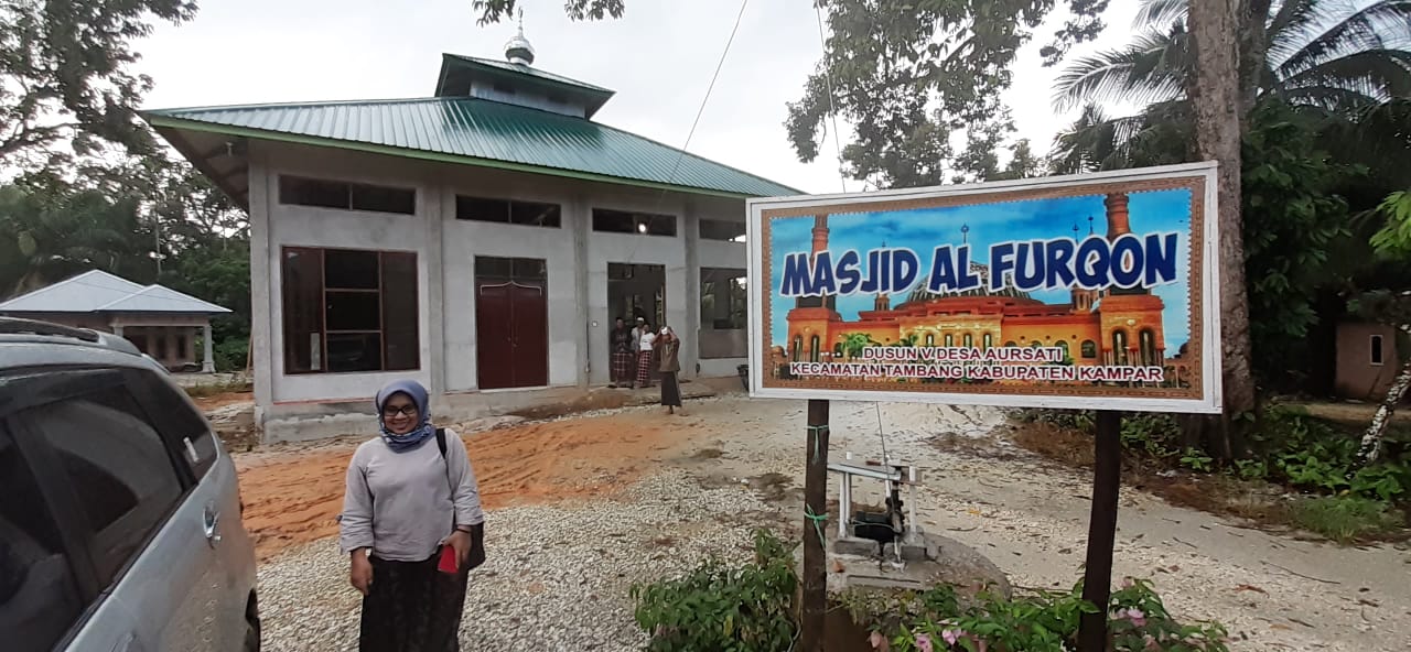 Kunjungi Masjid Al Furqon PWI Riau Peduli dan Sahabat Pondok Ijo Siap Bantu Sajadah