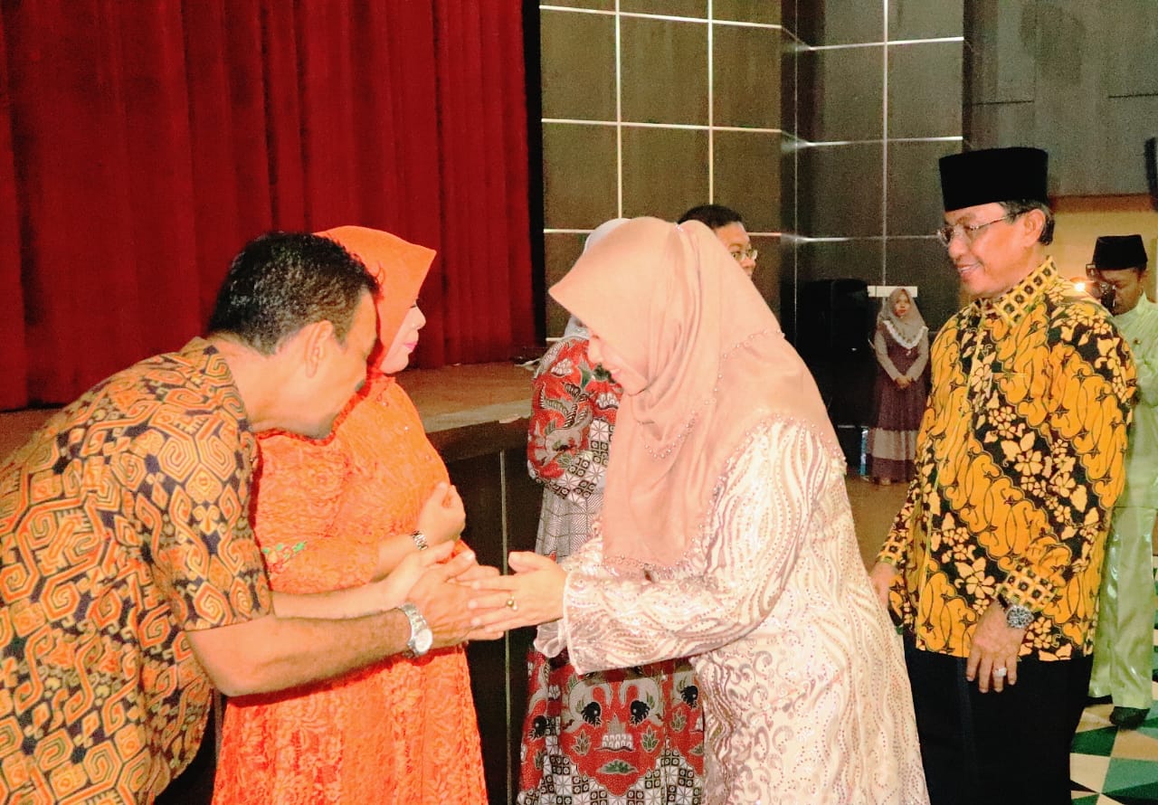 Bupati HM Wardan Hadiri Pisah Sambut Ketua Pengadilan Negeri Tembilahan
