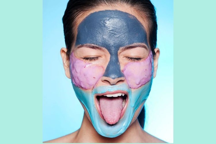 Gagal Cantik, Wajah Wanita Ini Malah Berubah Mirip Shrek akibat Masker