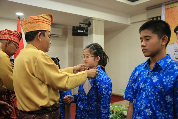 SekdaProv Riau lepas Peserta Lomba Seleksi Sains Nasional Perwakilan Riau