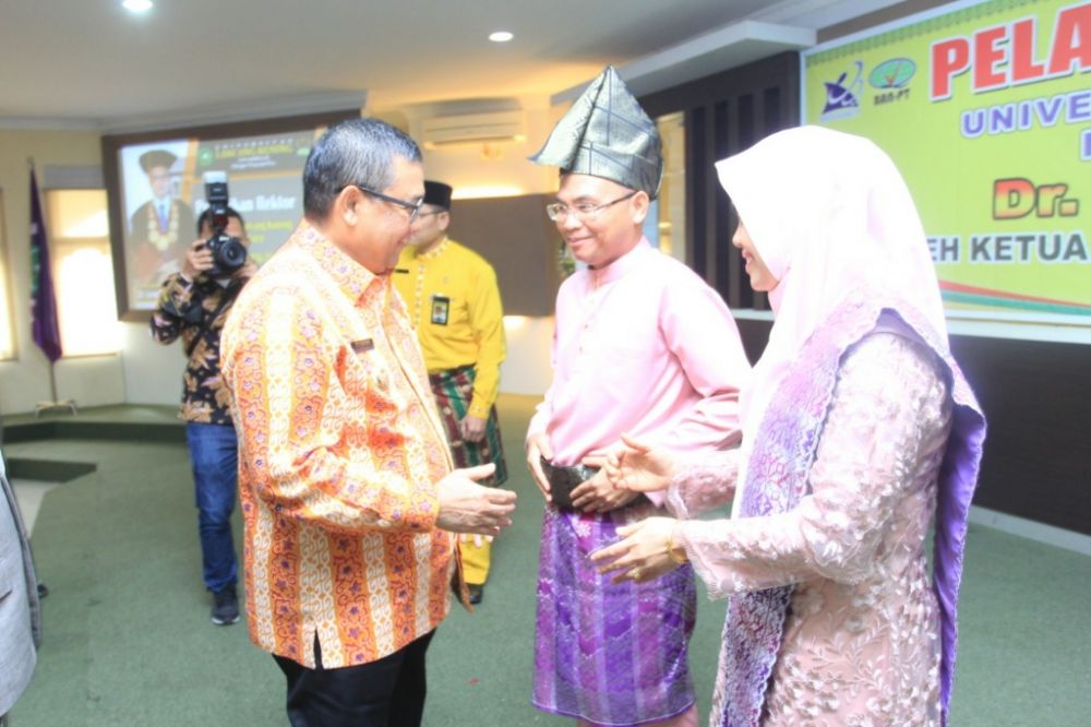 Hadiri Pelantikan Rektor Unilak, ini Harapan Wakil Gubernur Riau