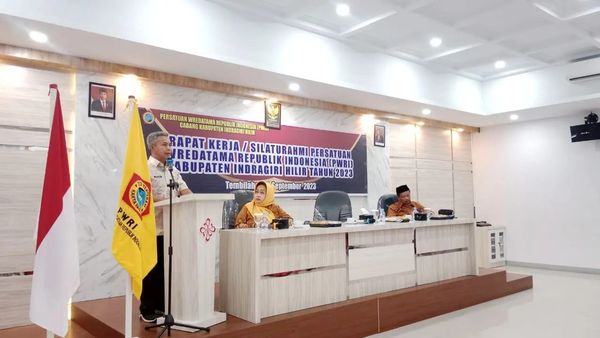 Bupati Hadiri Raker PWRI Kab. Inhil 2023
