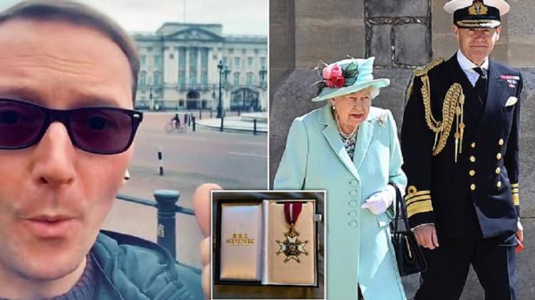 Pelayan Ngaku Mencuri Barang-barang Istana Buckingham, Dijual Murah di eBay