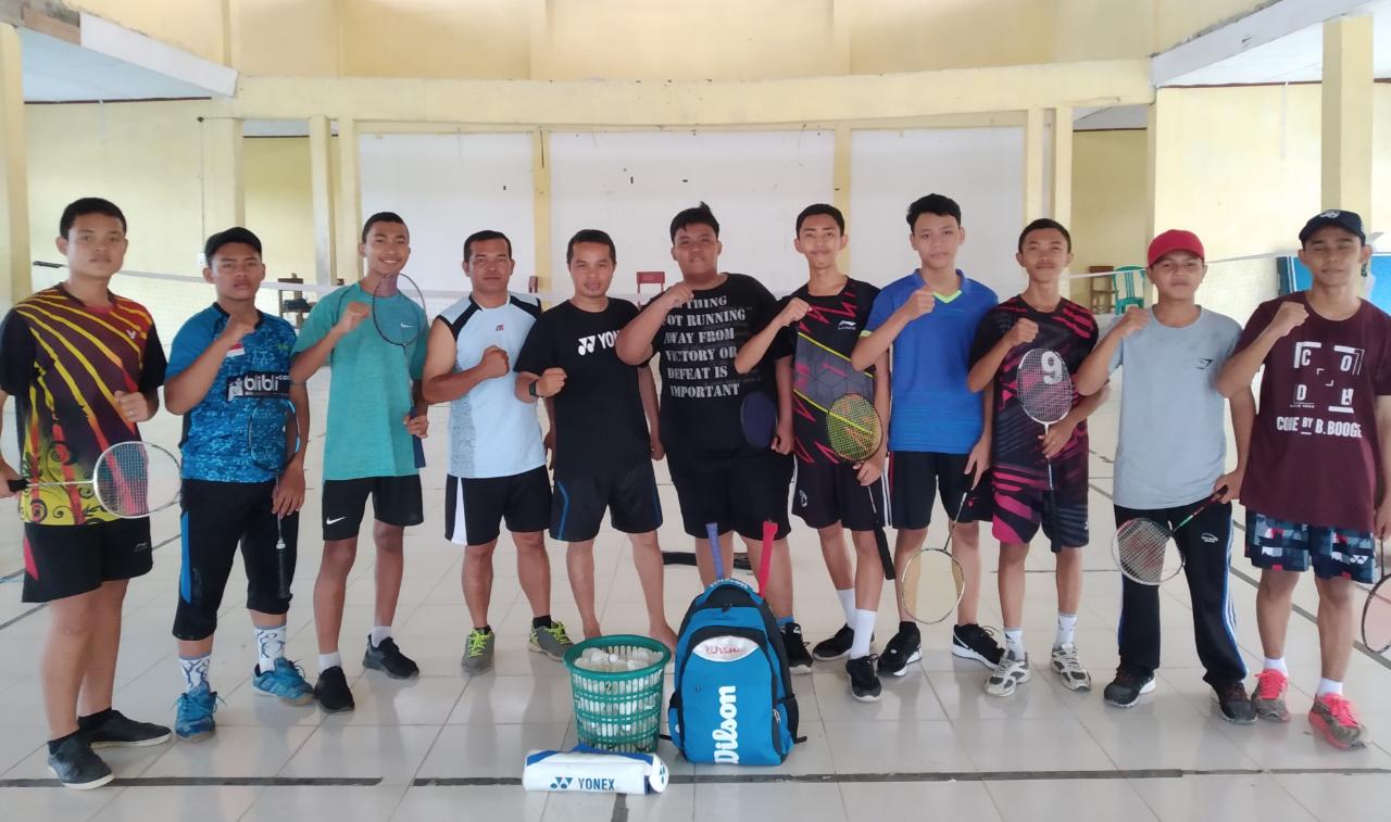 Siswa SMAN1 Hulu Wakili Riau di Kejurnas Bulutangkis 2019