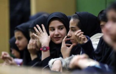 Iran Hapus Mata Pelajaran Bahasa Inggris, Alasannya Monohok