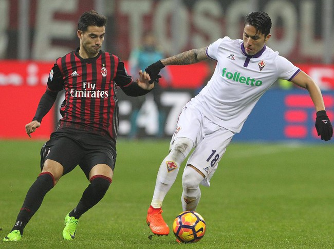 Milan Bungkam Fiorentina 2-1