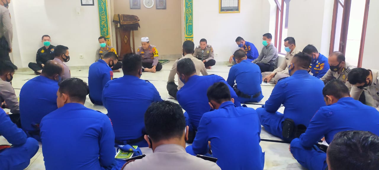 Personel Polres Inhil Lakukan Binrohtal