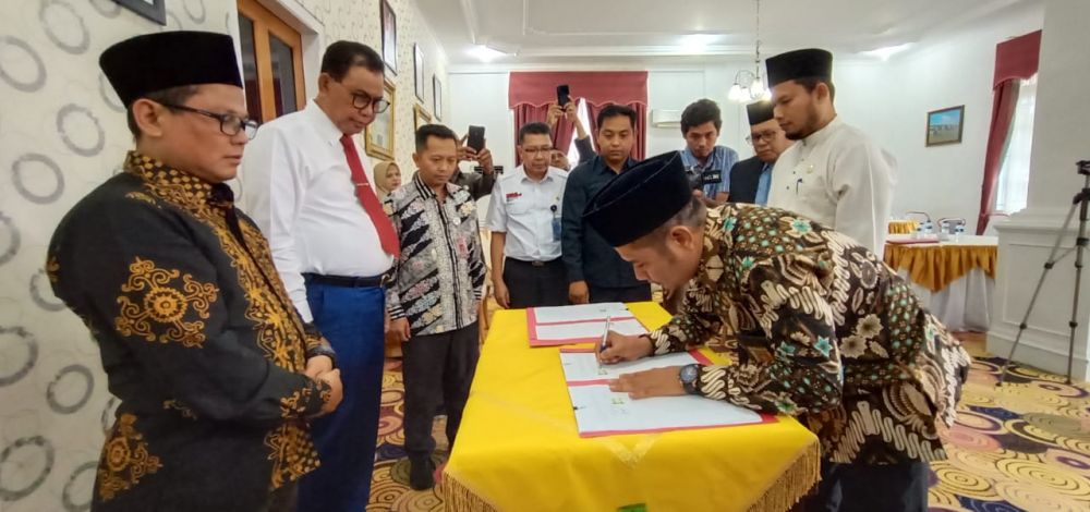 Bawaslu di 6 Kabupaten Tandatangani Dana Hibah Pilkada 2020