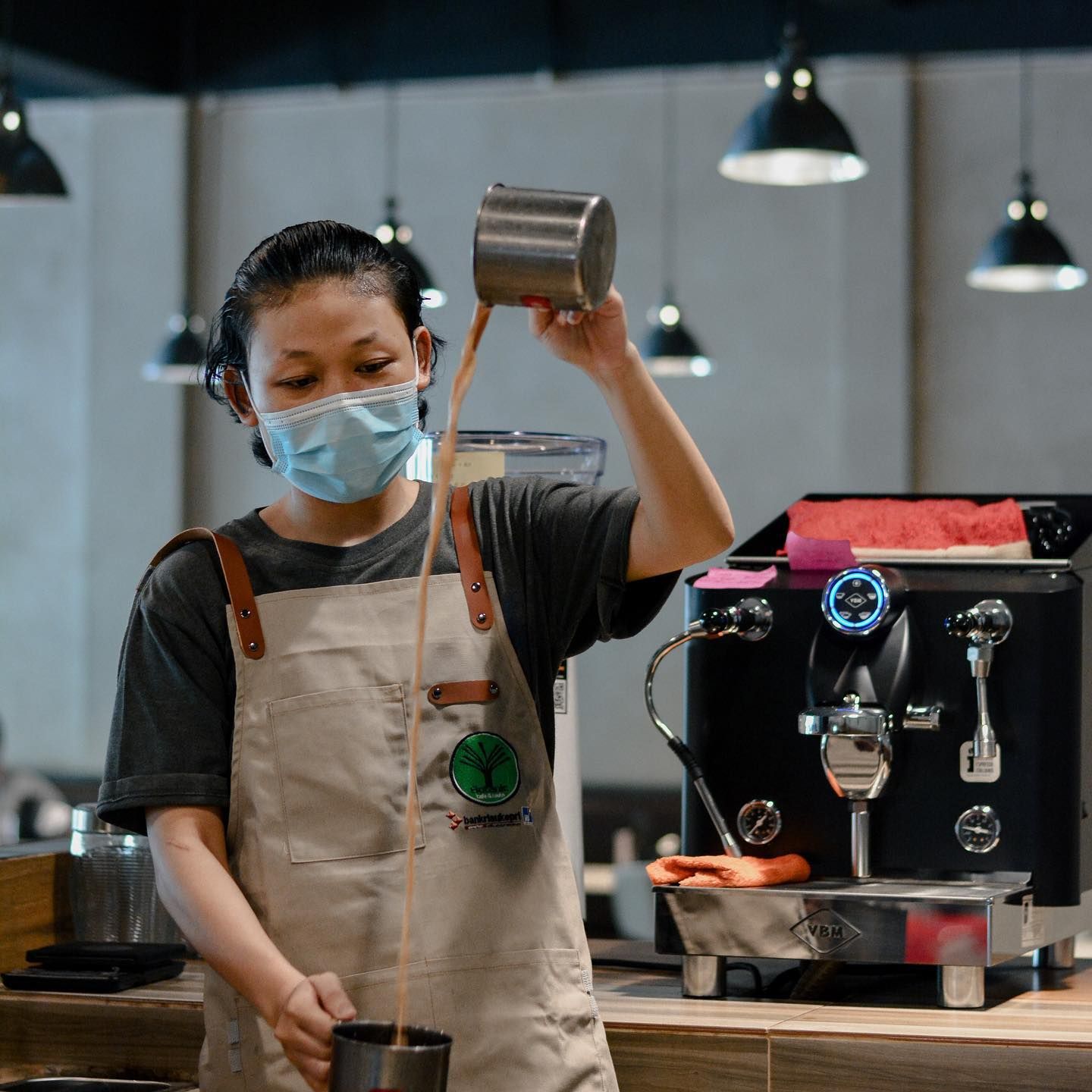 Konjie Coffee Pekanbaru Buka Lowongan Kerja untuk Posisi Kasir, Waiter, dan Cheff