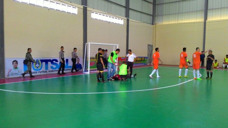 Tim Futsal Pekanbaru Berhasil Kalahkan Meranti Dengan Score 5:2