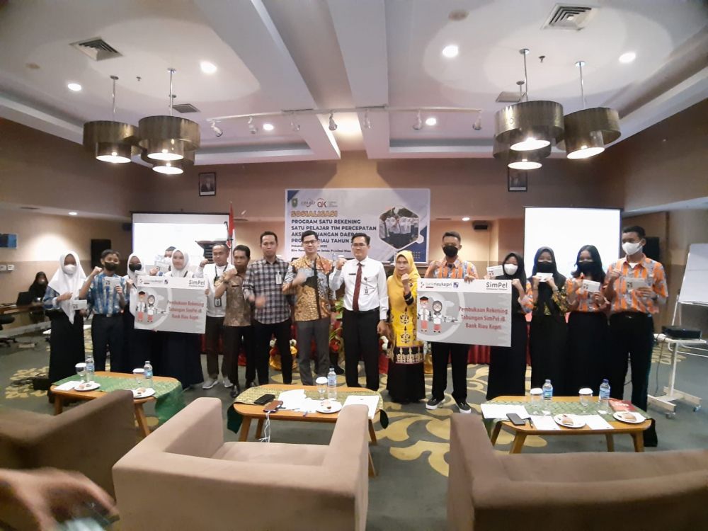 Karo Ekonomi Setdaprov Riau Buka Sosialisasi Program Kejar TPKAD