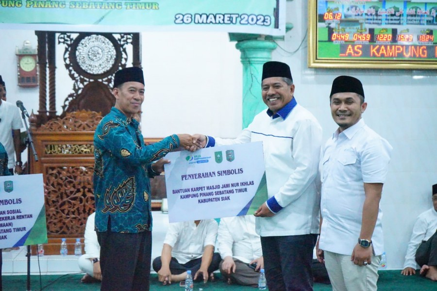 Bupati Alfedri Sambut Tim Safari Ramadan Pemprov Riau di Kecamatan Tualang