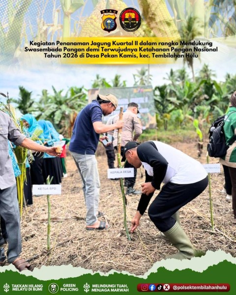 Sinergi Polri, TNI dan Masyarakat Warnai Penanaman Jagung di Tembilahan Hulu