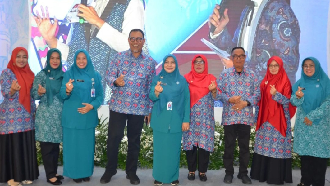 Kadis Kesehatan Rahmi Indrasuri dan Plh Sekda Kabupaten Inhil Hadiri Puncak Peringatan HARGANAS Ke-31 di Semarang