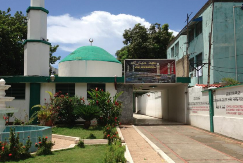 Masjid di Dominika Berjuang Lawan Islamofobia