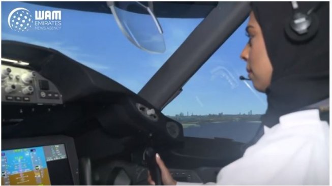 Kenalan dengan Huda Al Musallami, Pilot Wanita Pertama asal Arab Saudi