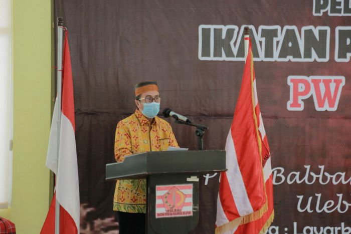 Pelantikan Pemuda Sulsel Riau, Gubri Syamsuar: Semoga Berkontribusi Positif Dalam Pembangunan Riau