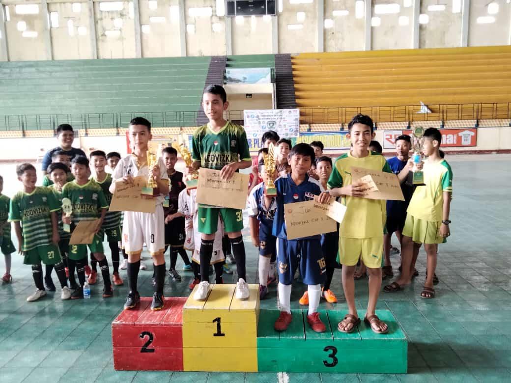 Indovizka Futsal Academy Tembilahan Juara 1 Turnamen Futsal U-12
