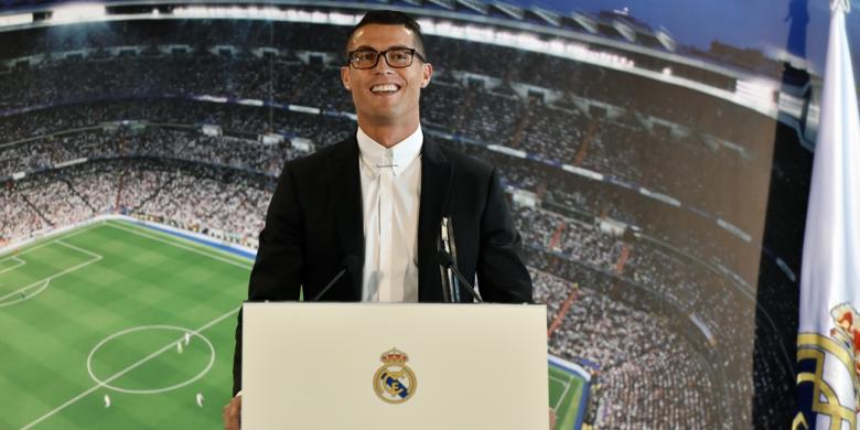 Ronaldo Perbarui Kontrak dengan Real Madrid