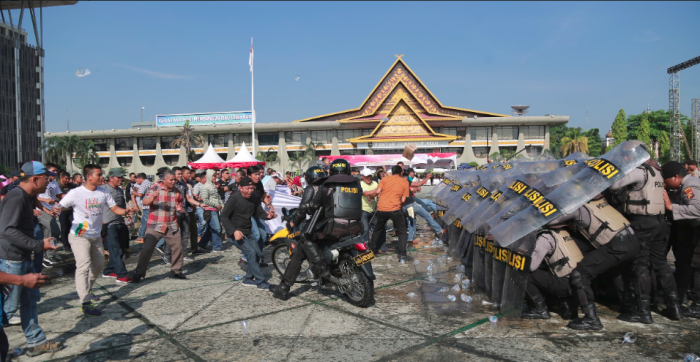 Personil TNI/Polri Diterjunkan Atasi Kerusuhan Massa