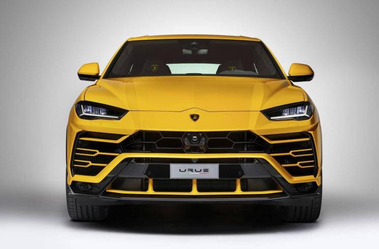 Lamborghini Urus Bakal Tampil dengan Gaya Pick Up