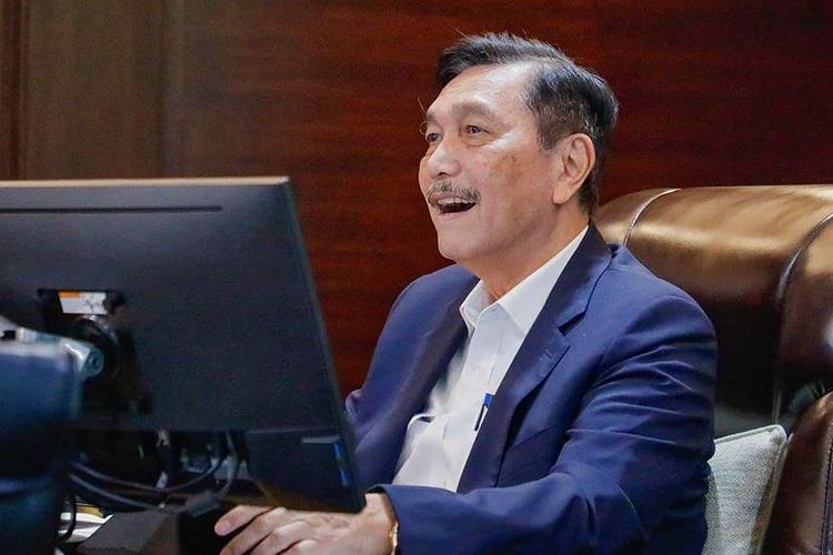 Menko Marves Luhut Binsar Pandjaitan Menghibur Diri Sendiri saat Klaim Dunia Memuji Penanganan Covid Indonesia