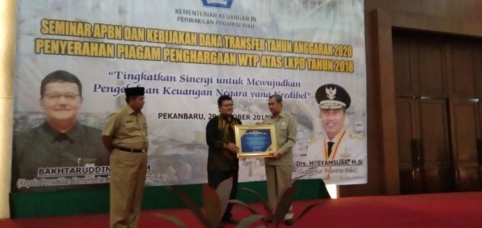 Gubernur Riau akan Temui Menpora Sore Ini
