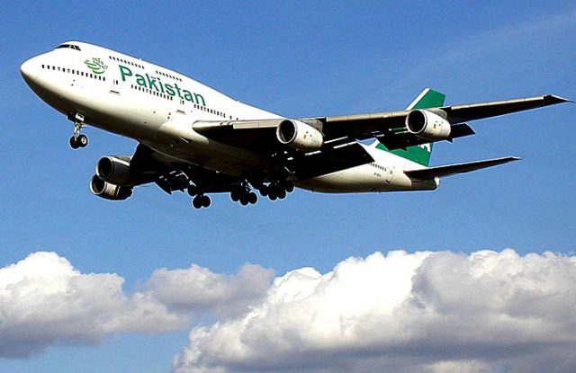 Jet Tempur Inggris Paksa Pakistan International Airlines Mendarat