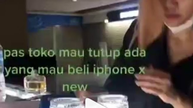 Buka Segel iPhone X di Toko HP, Pas Mau Bayar Saldonya Bikin Penjual Geram