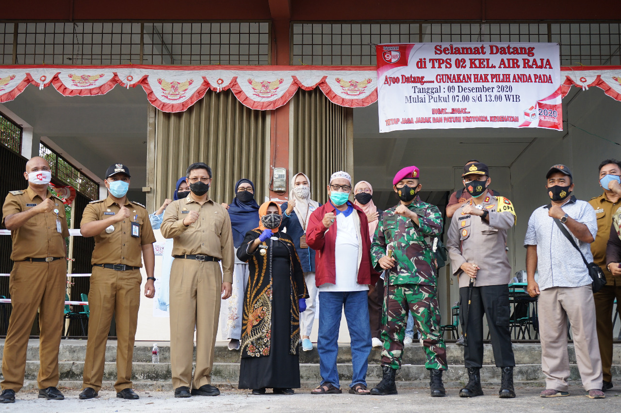 Tinjau Kesiapan TPS, Rahma : Ayo Gunakan Hak Pilih