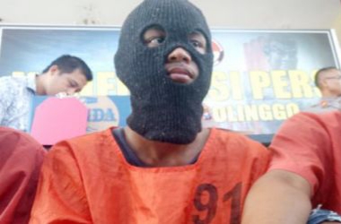 Jenguk Pacar Sakit, Pria ini Malah Gagahinya di Kamar Mandi