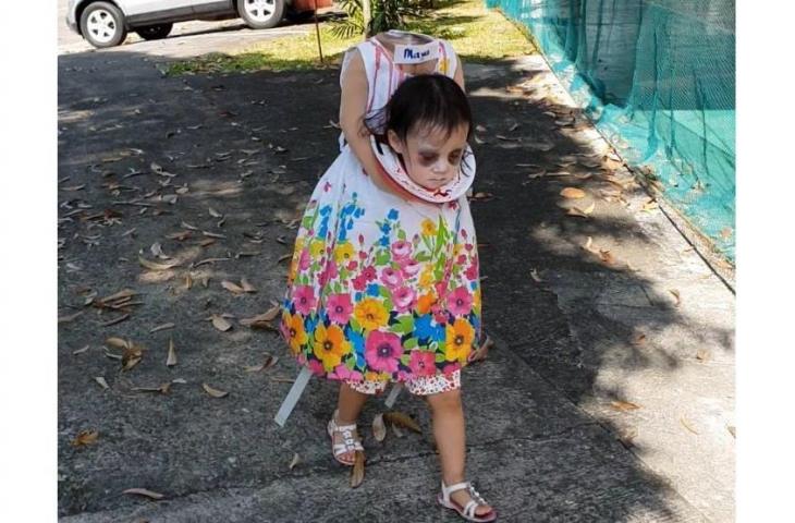 MENAKUTKAN TAPI UNIK! Jadi Gadis Tanpa Kepala, Bocah Cilik Ini Juara Kostum Halloween