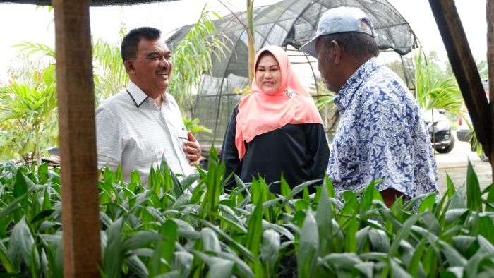 Jefry Noer dan Wan Thamrin Haysim Suka Berkebun
