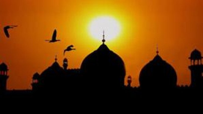 Masjid Dirusak Orang Misterius, Alquran Diacak-acak