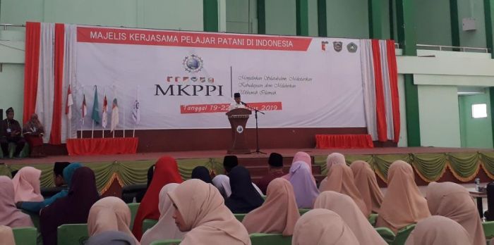 WR 3 UIR Harapkan Mahasiswa Lokal Kenalkan Budaya Riau