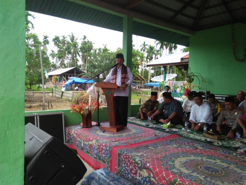 Bupati Wardan Hadiri Peringatan Isra' Mi'raj Nabi Muhammad SAW di Desa Pungkat