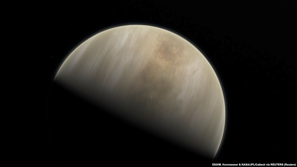 Tanda-Tanda Kehidupan Alien Terdeteksi di Planet Venus