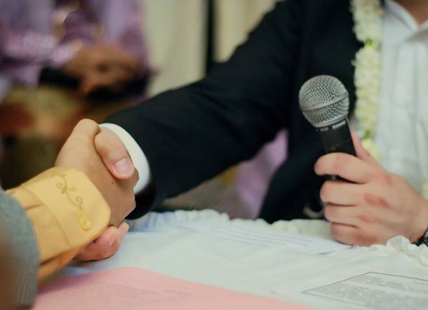 Usia yang Tepat untuk Menikah Berdasarkan Zodiak