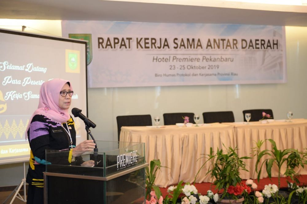 Asisten III Setdaprov Riau Buka Rapat Kerja Sama Antar Daerah