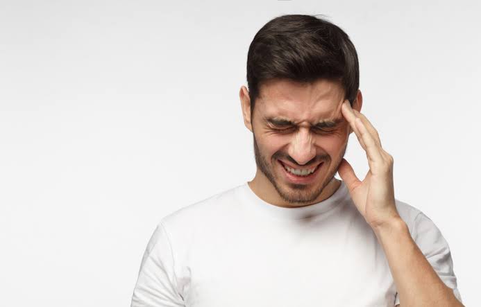 Sakit Kepala Sampai Muntah, Ada Cacing Pita Tumbuh di Otak Pria Ini