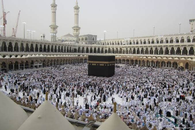 Jemaah Umroh Tertunda Harus Prioritas Diberangkatkan