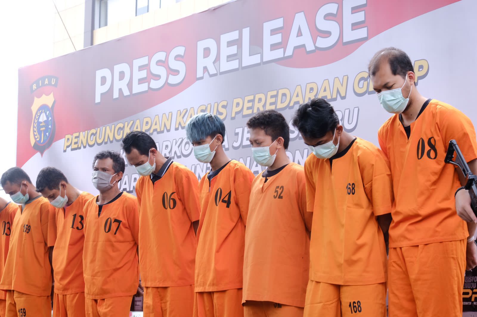 Kronologis Penangkapan 11 Orang Tersangka Penyeludupan 80 Kg Sabu