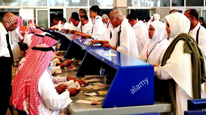 Bawa Uang Rp2 Miliar, 3 Jamaah Haji Ditahan