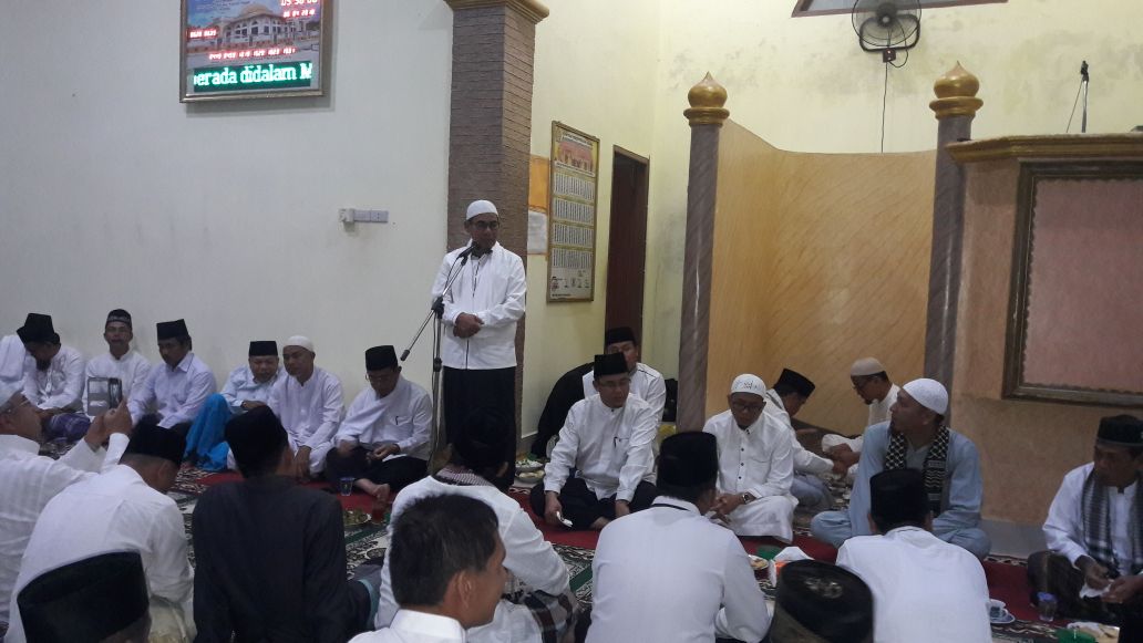 Bupati Puji Jemaah Masjid Khairul Ummah Pintu Gobang Kari Sampai Penuh ke Belakang