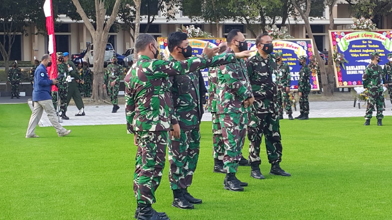 Panglima TNI Resmikan Penggunaan Lapangan Putra Angkasa AAU