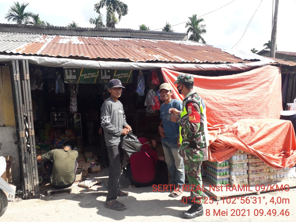 Corona Belum Mereda, Koramil 09/Kemuning Terus Gencarkan Penegakan Protkes