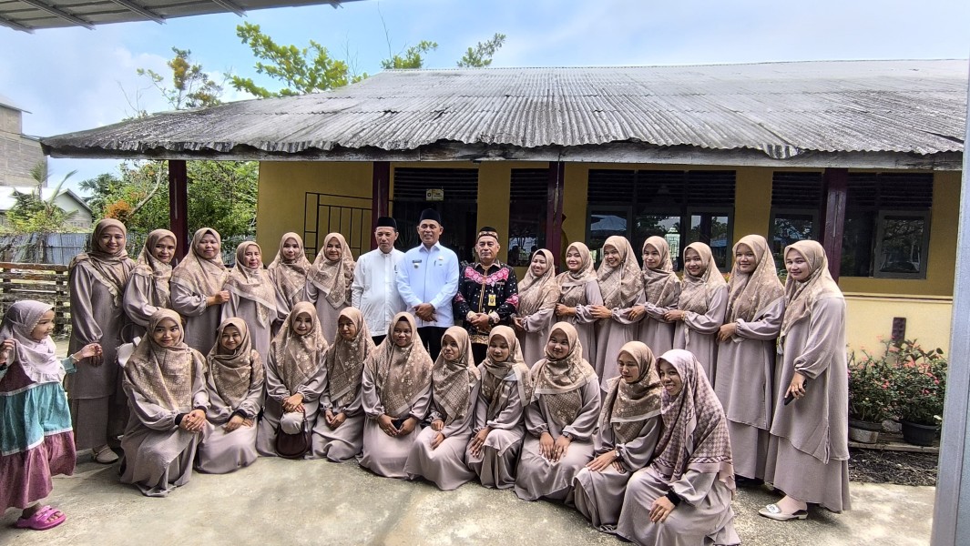 Bupati Herman Hadiri Haul Jama’ Pendiri Madrasah dan Khataman Al-Qur’an di Teluk Pinang