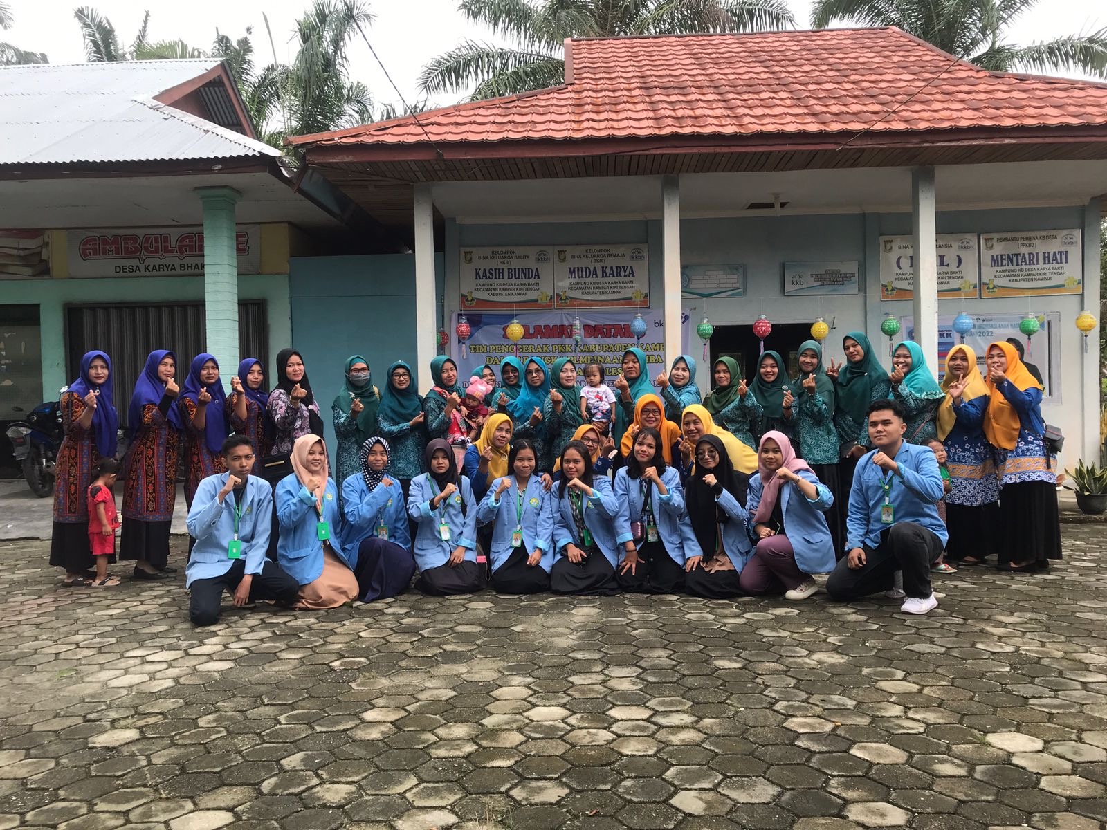 Mahasiswa Kukerta Sukseskan Perlombaan Kampung KB di Desa Karya Bhakti Kampar Kiri Tengah